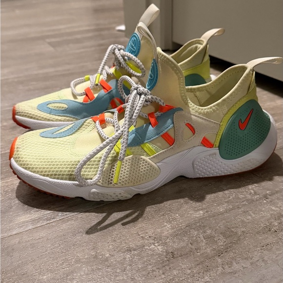 Nike Air Zoom Hurricane Edge Barely Volt/Hyper Crimson (Youth 6.5Y/Womens 8–8.5) - Picture 6 of 10